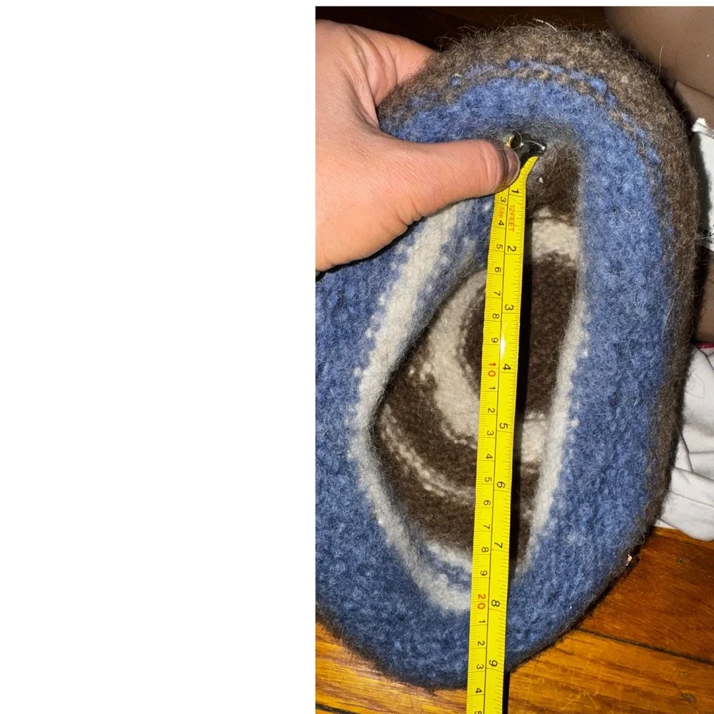 Vintage Striped Cloche Knit Bucket Style Hat Brown Blue White Cozy‎ Winter Fall